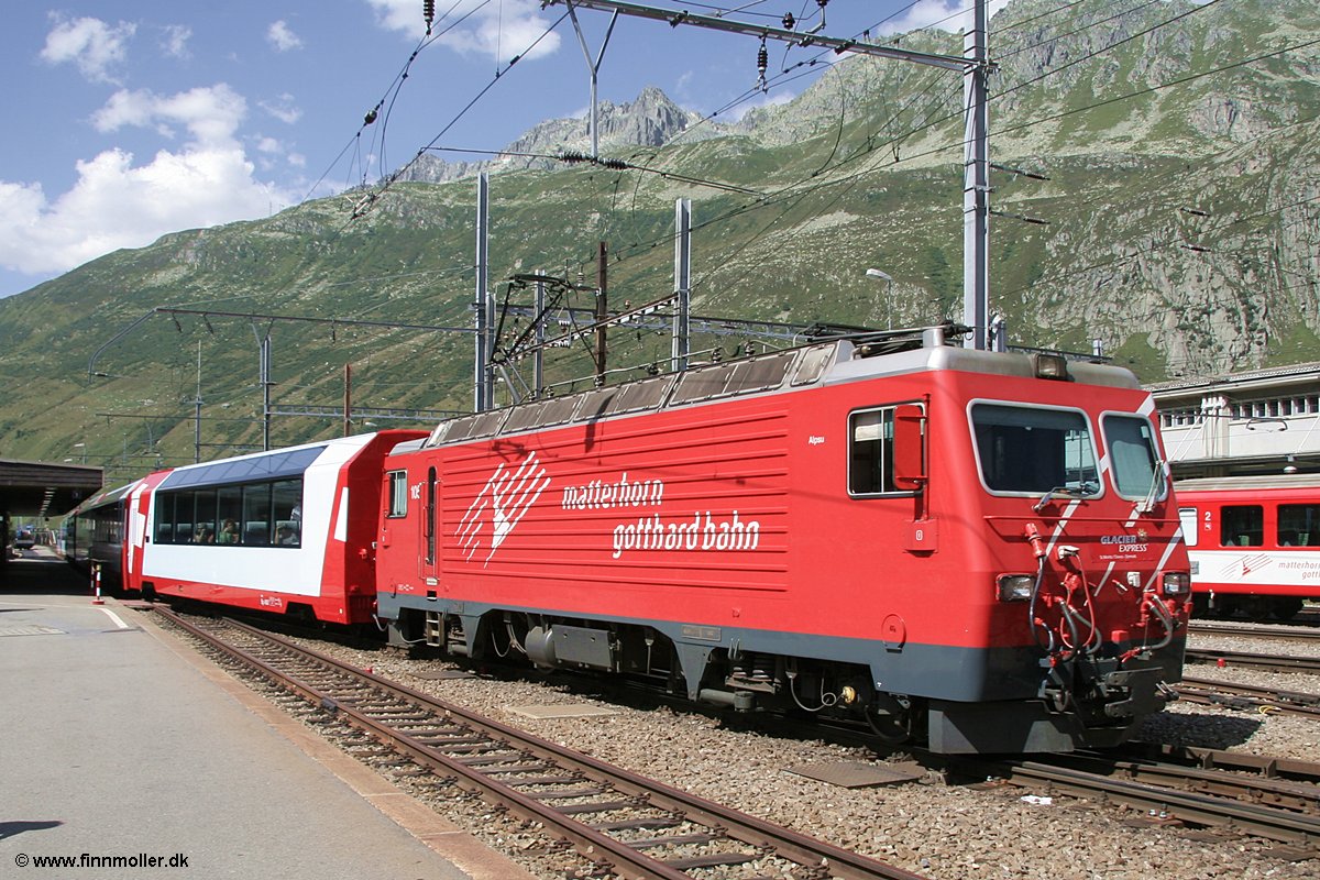 Matterhorn-Gotthard Bahn HGe 4/4 II 105