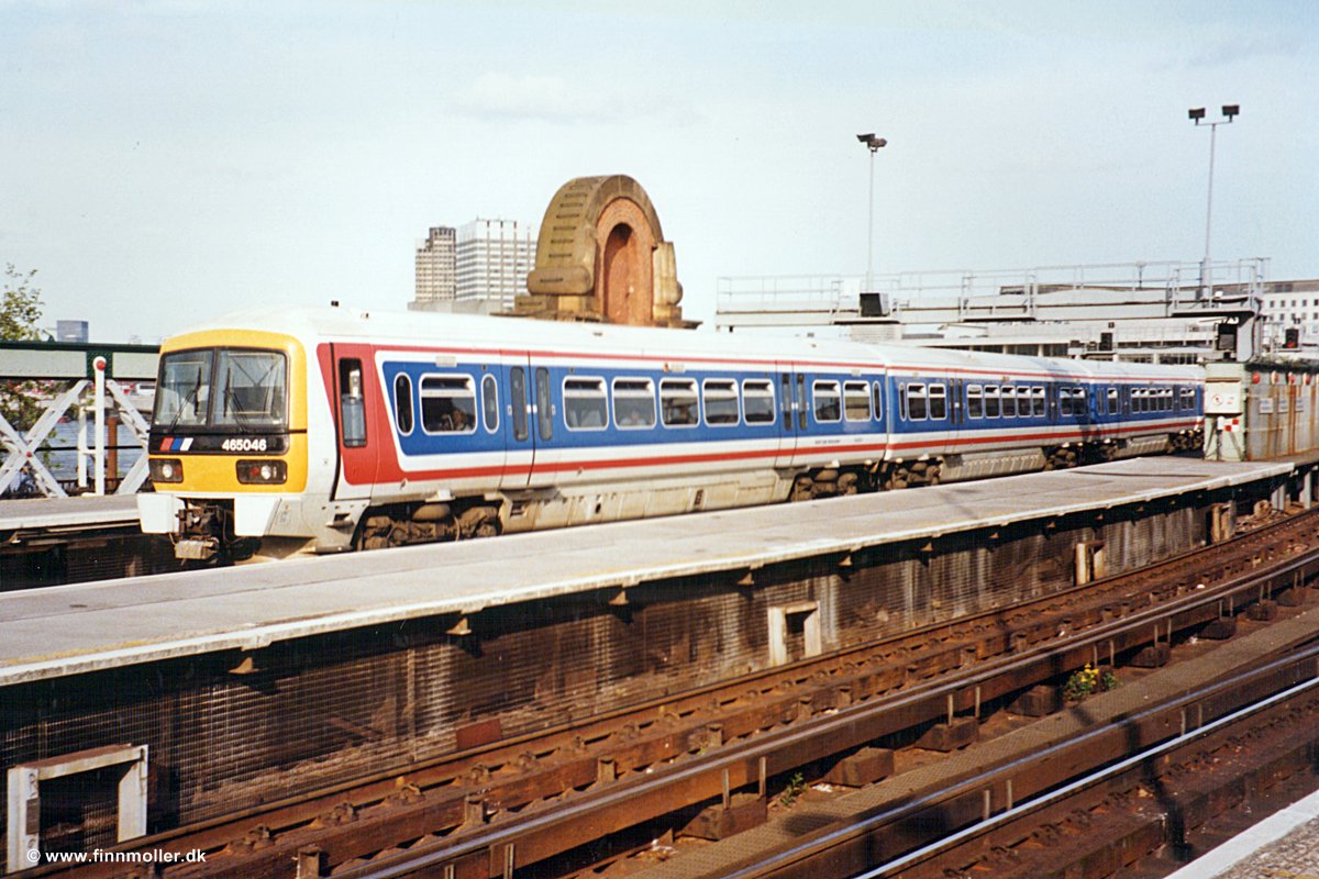 Network South East 465 046