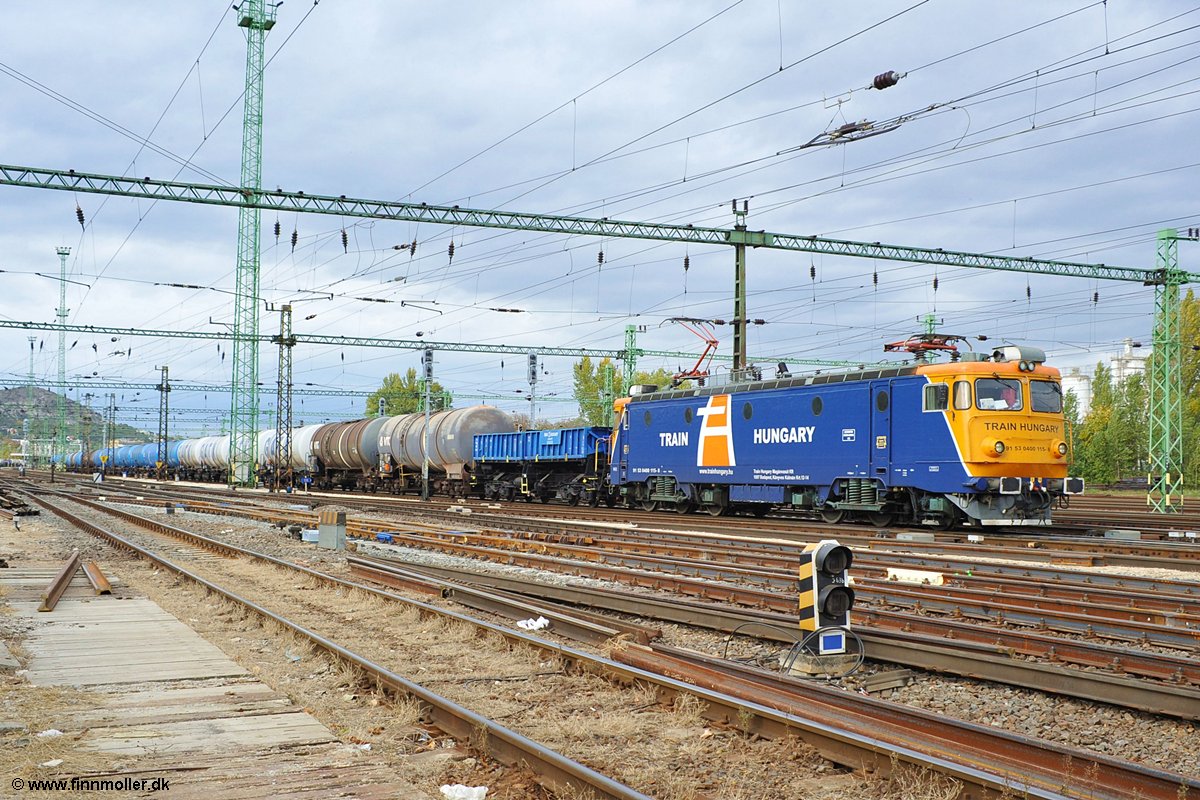 Train Hungary 400 115