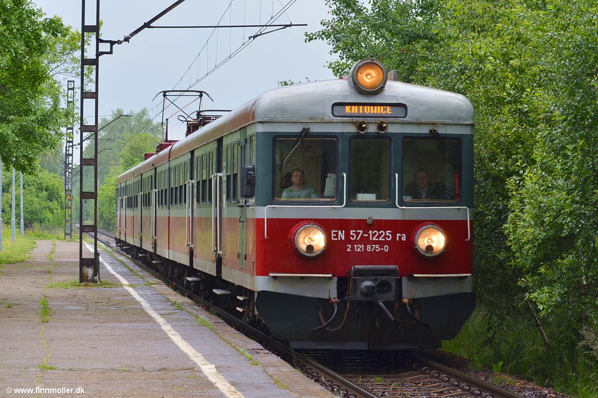 Koleje Śląskie EN57-1225