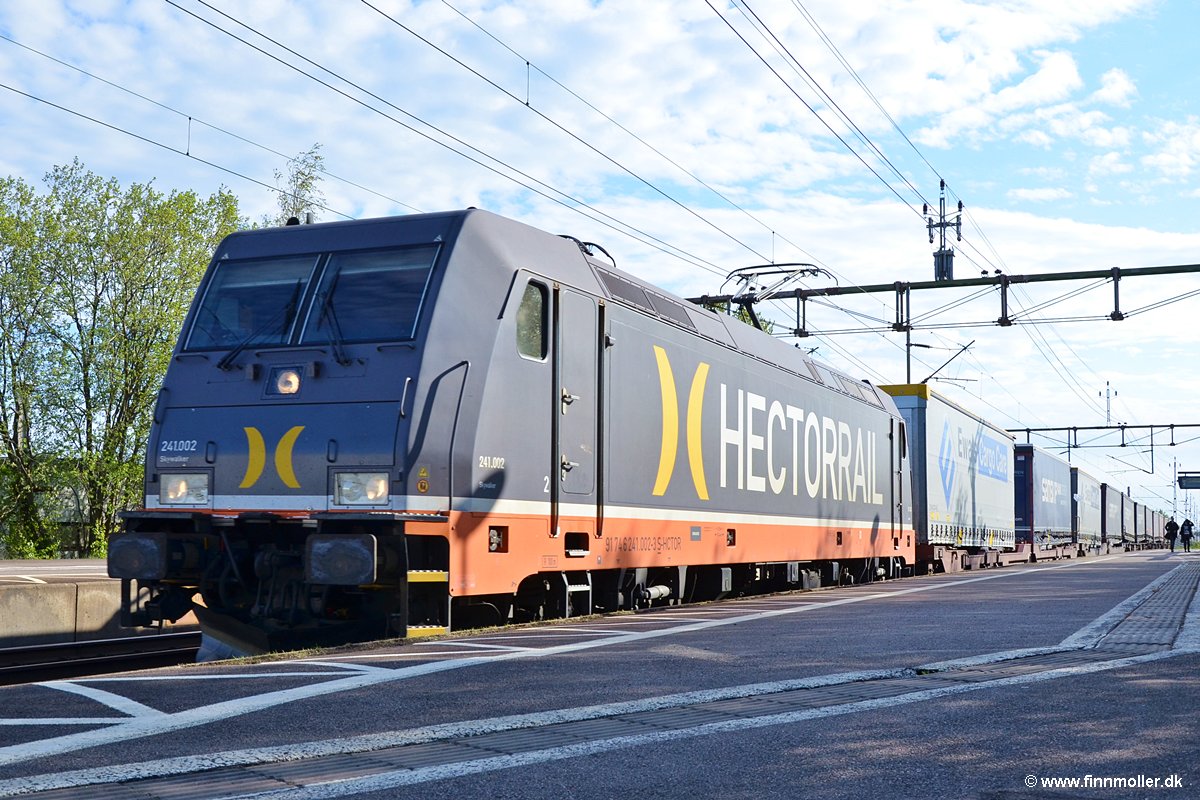 Hector Rail 241.002