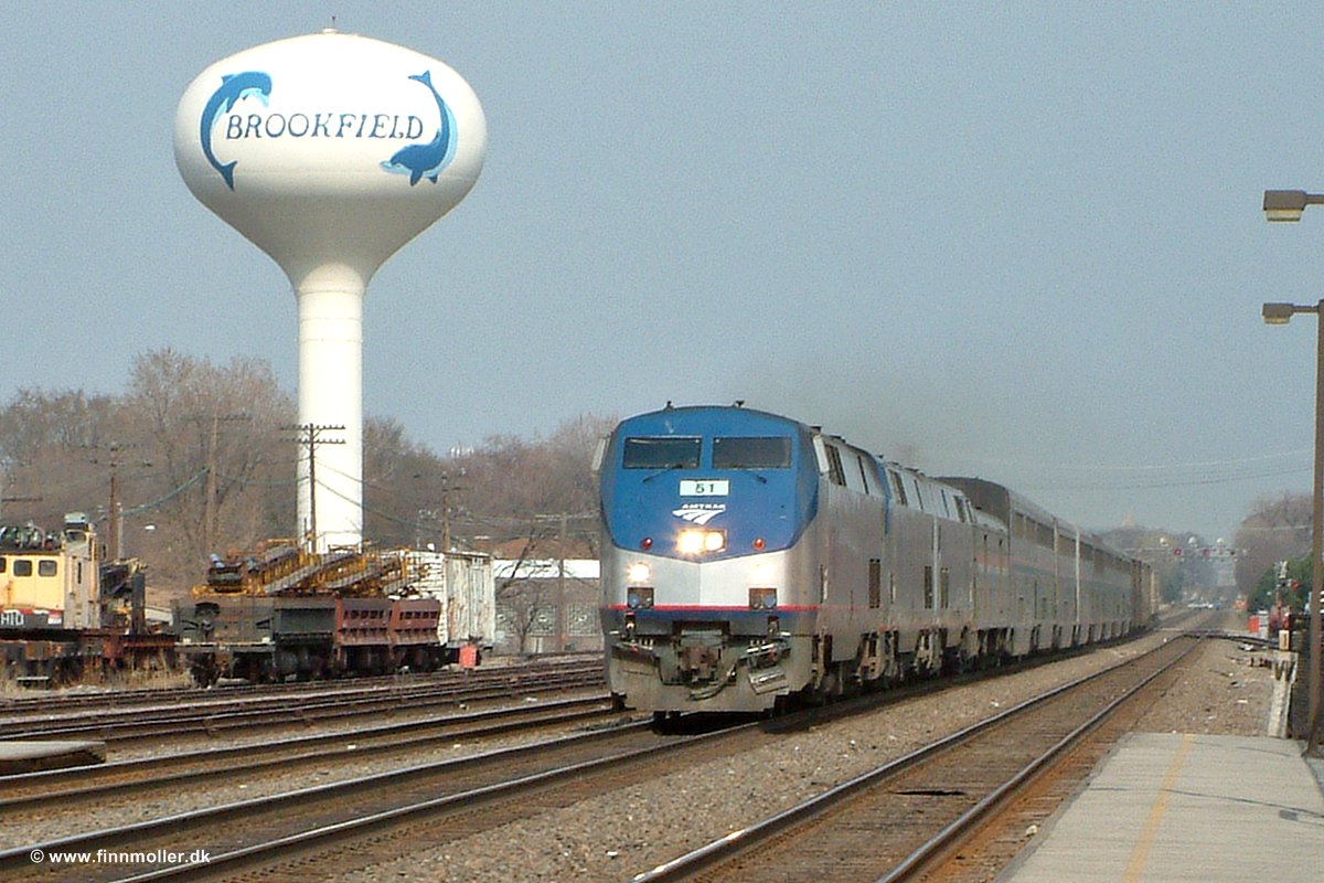 Amtrak 51