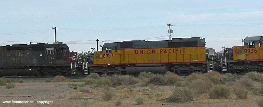 Southern Pacific 8517 + Union Pacific 8957 + Union Pacific 9936 in Yermo