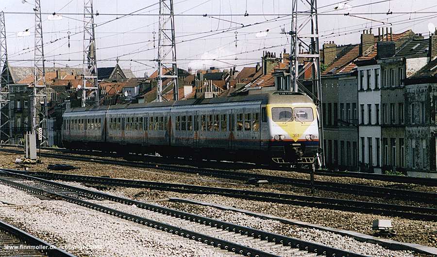 SNCB/NMBS 351