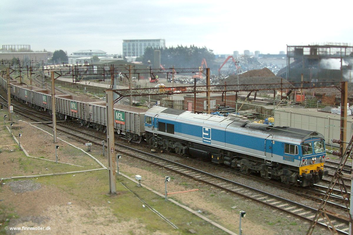 Mendip Rail 59 001